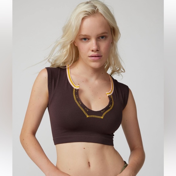 Urban Outfitters Go For Gold brown crop top - Picture 1 of 4